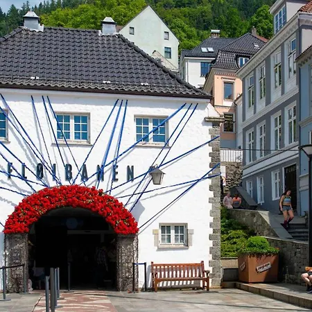 Bryggen // Floyen Living * Bergen