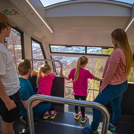 Bryggen // Floyen Living Daire