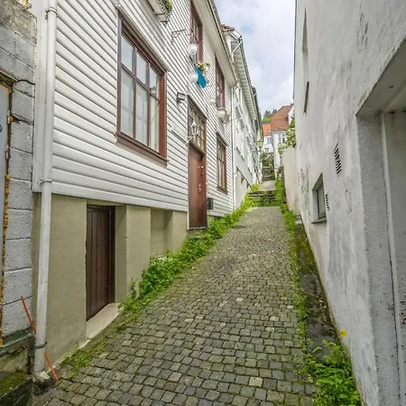 Bryggen // Floyen Living Daire